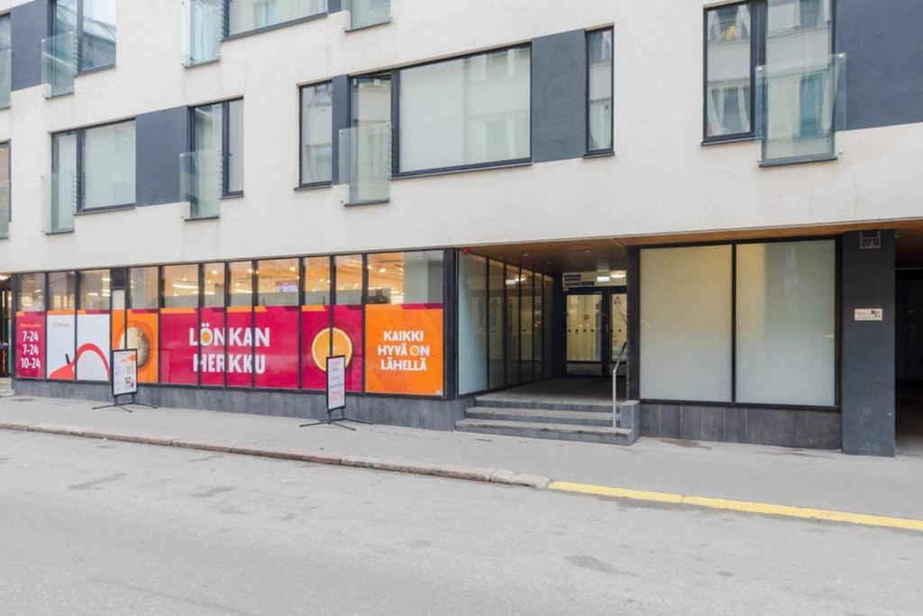 Sleek And Spacious 3 Bedroom Apartment In City Centre Helsínquia Exterior foto
